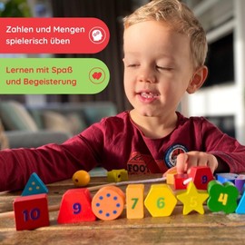 SCHMETTERLINE® Wooden Threading Game - Montessori Threading Game with 20 Large Wooden Beads and 4 Cords - Motor Skills Toy for Threading Beads for Children from 3 Years - Threading Bead Game