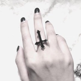 Wendalern Cross Open Ring for Women Gothic Black Cross Stackable Ring Adjustable Statement Band Ring Religious Faith Jewellery for Girls