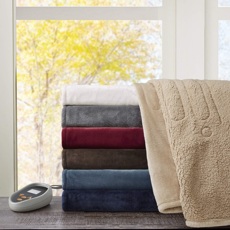 Beautyrest Microlight to Berber Elect Electric Blanket with Two 20