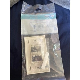Panduit CFPL4IWY Mini-Com Faceplate 4 Module with Label/ Label Cover