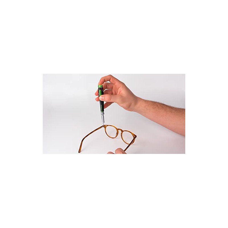 Salki/32 Piece Tool Set and Case