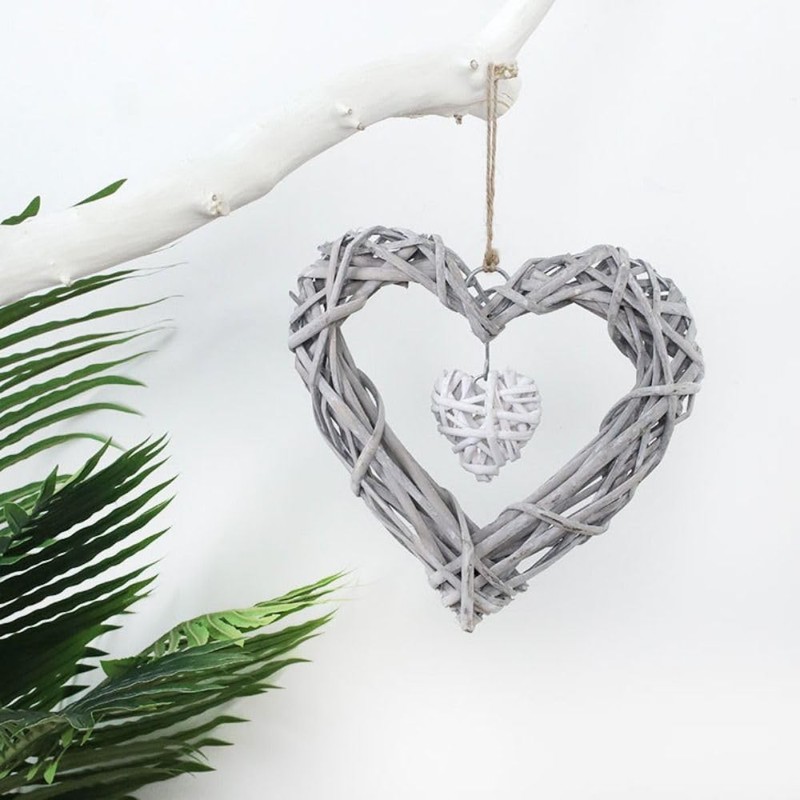 zaoalife Valentines Wreath, Heart Shape Wicker Woven Wreaths,Heart Shaped Wreath