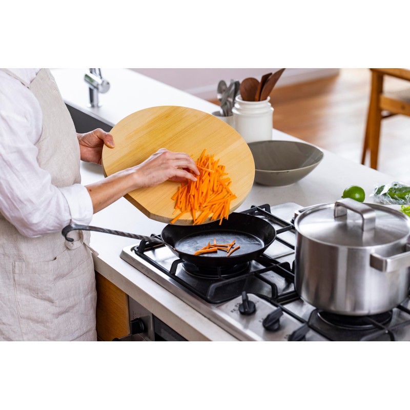 Aomori Hiba Round Cutting Board Medium Round Cutting Board