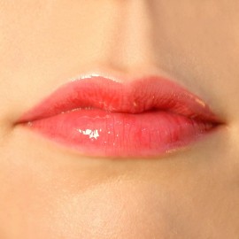 Bloóm Cosmetics Lip Gloss No Pegajoso Con Ácido Hualurónico