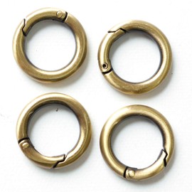 Nippon Chuko Mini Round Carabiner 25mm Outer Diameter 17mm Inner Diameter Antique Gold LGK1-AG Craft Supplies Craft Materials Carabiner
