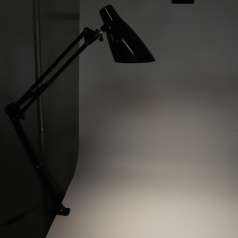 Swing Arm Desk Light with Clamp USB 3 Lighting 10