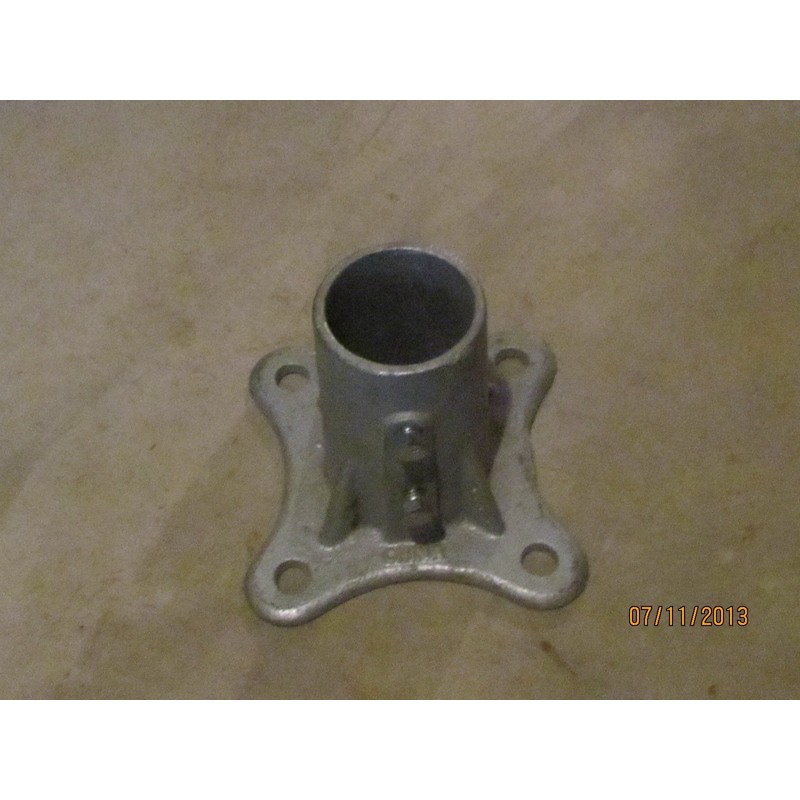 CHAIN LINK POST SURFACE CONCRETE MOUNT for 2-1/2" POSTFLOOR FLANGE
