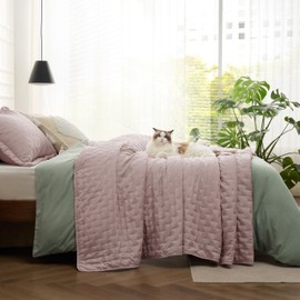 Bedsure King Size Quilt Bedding Set - Soft Ultrasonic King Bedspread - Dusty Rose Coverlet Quilted Bedding - Lightweight Comforter Set for All Seasons (Includes 2 Pillow Shams)