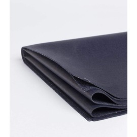 Manduka EKO Superlite Yoga Travel Mat – 1.5mm Thick Travel Mat for Portability, Eco Friendly and Made from Natural Tree Rubber. Superior Catch Grip for Traction, Support and Stability, 71 Inch, Midnight