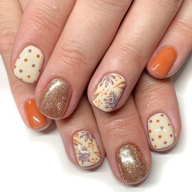 Fall Press on Nails Short Square Fake Nails with Leaves Polka Dots Designs Golden Glitter Nails Press ons Glossy Glue on Nails Orange Acrylic Nails Thanksgiving Stick on Nails for Women 24Pcs