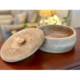 Handcrafted Wooden Mexican Tortilla Warmer Basket Indian Chapati Roti Bread Holder Box Pancake Keeper Serveware Hot Pot Casserole Dish With Lid Home Kitchen Dining Decor, Natural Brown, 9 x 3 Inches