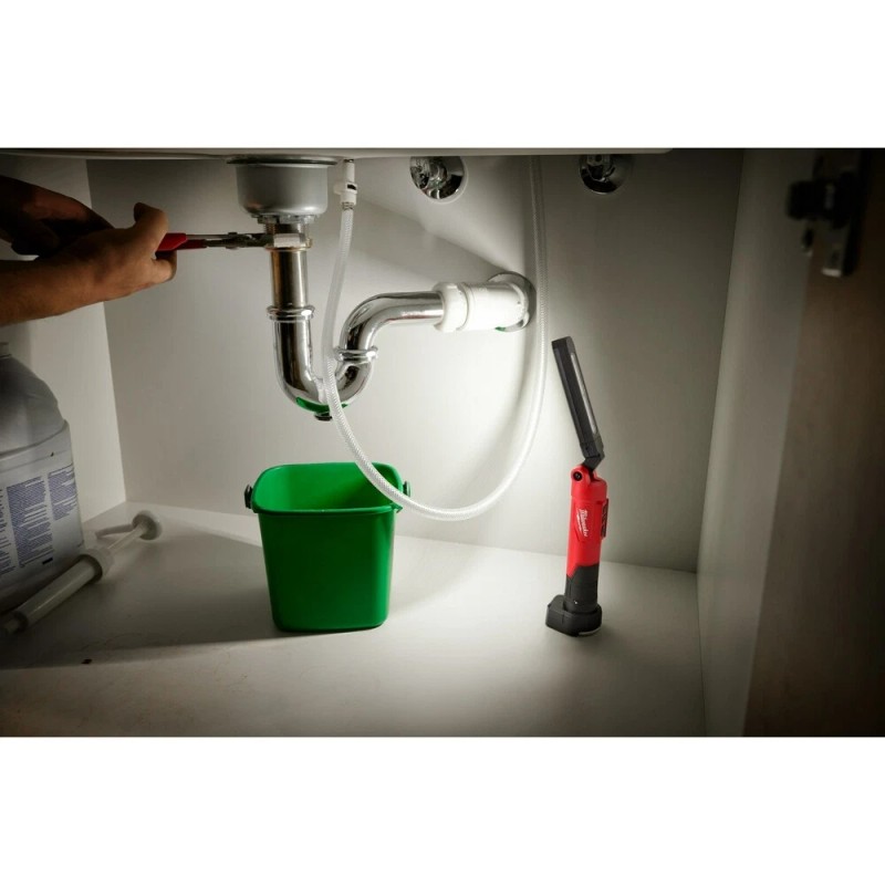 Milwaukee 2128-21 REDLITHIUM USB Stick Light W/ Magnet