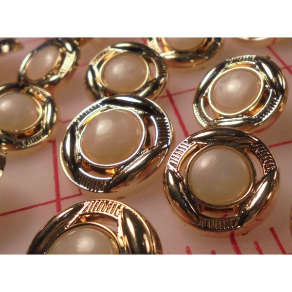 20 Medium Gold Plastic Round Shank Buttons With 3 Sided