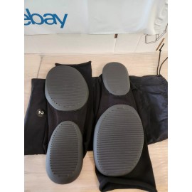 Yeezy Brand New Yeezy Pods Size 2 US Men’s Size 9 10 11 In Hand