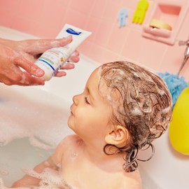 Mustela Detangling & Nourishing Cream Shampoo - Natural Shea Butter & Avocado - Curly & Frizzy Hair - Dermatologist-tested & safe for Babies and Kids - 6.76 US Fl. Oz.