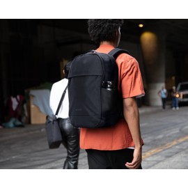 Incase Shift Backpack – 25L Commuter Tech Backpack with Padded Laptop Compartment for School or Work — Quick Access Pocket, Water Bottle Holders, Lightweight Everyday Carry Travel Essentials