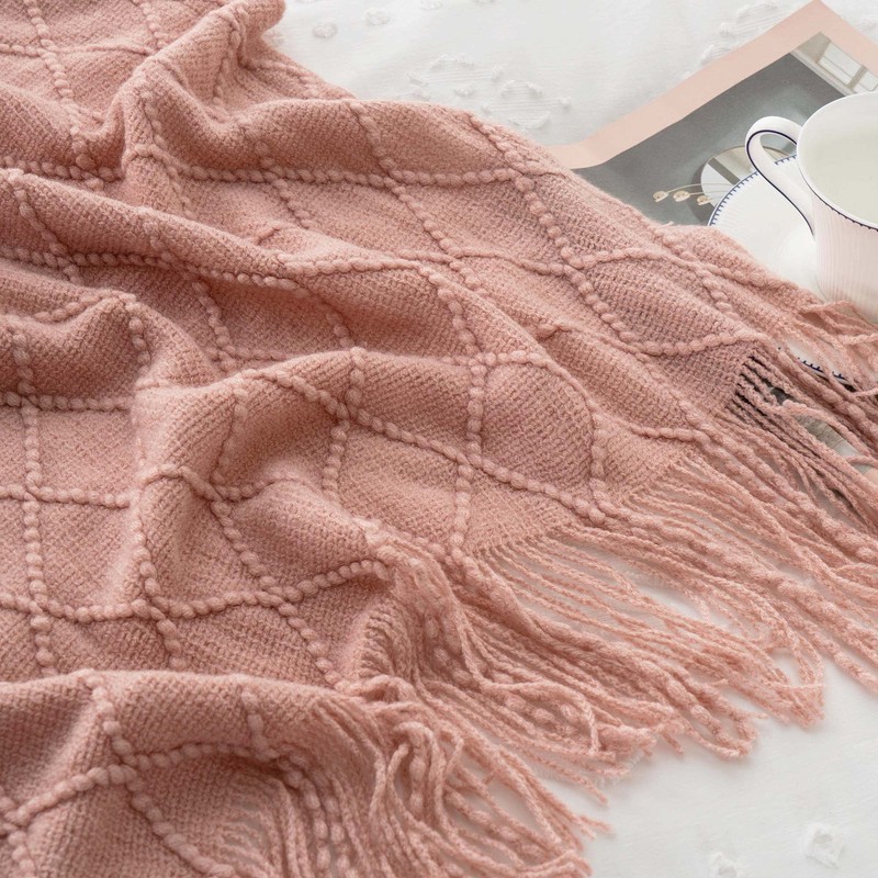 BATTILO HOME Pink Throw Blanket Diamond Pattern Indoor Outdoor Knitted