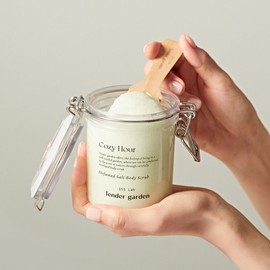 Tender Garden Cozy Hour Perfumed Salt Body Scrub