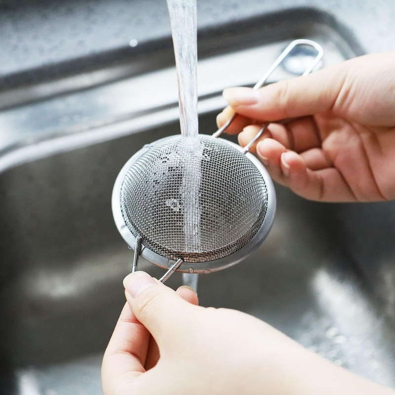 1 Pack Small Stainless Steel Fine Mesh Strainers with Kitchen