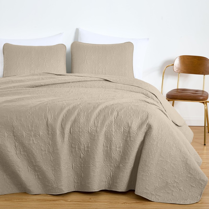 Chezmoi Collection Luca 3-Piece Oversized Bedspread Set, Queen Size, Khaki
