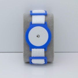 Freestyle Libre 1/2 Sensor Armband Holder - Super Soft Elastic Fabric - White/Blue