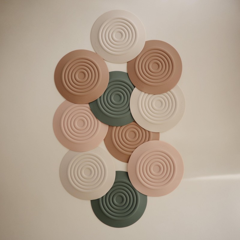 mushie Silicone Drain Stopper 2-Pack | 5.5 inch Diameter Bathtub