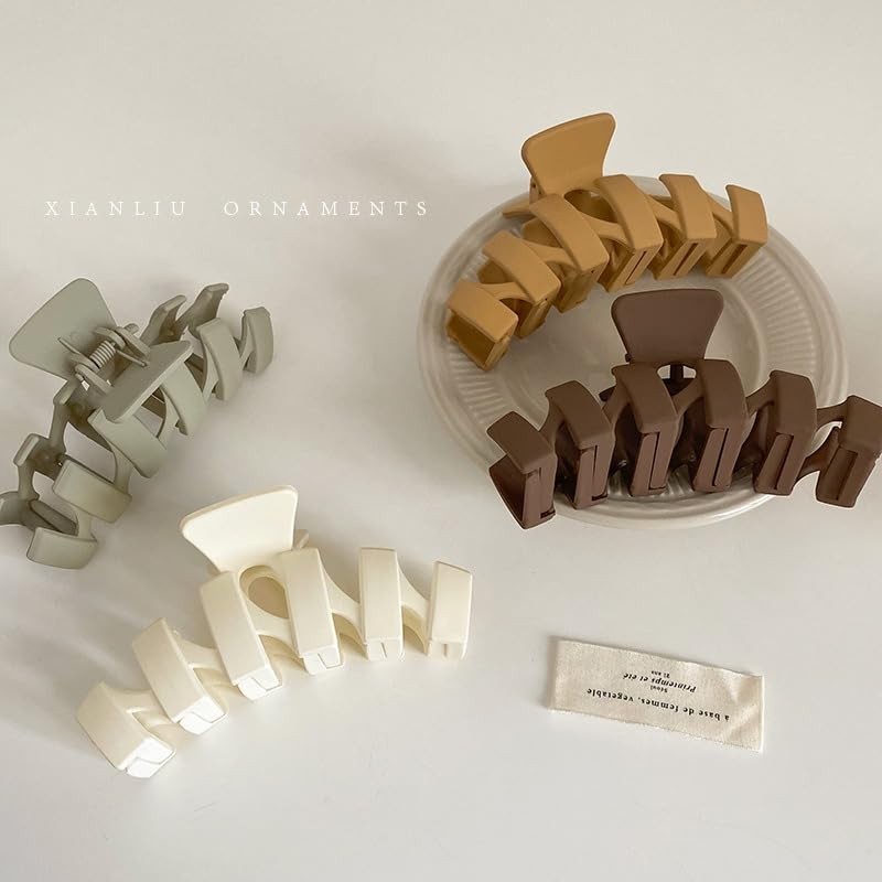 Claw Clip (Crème Caramel)