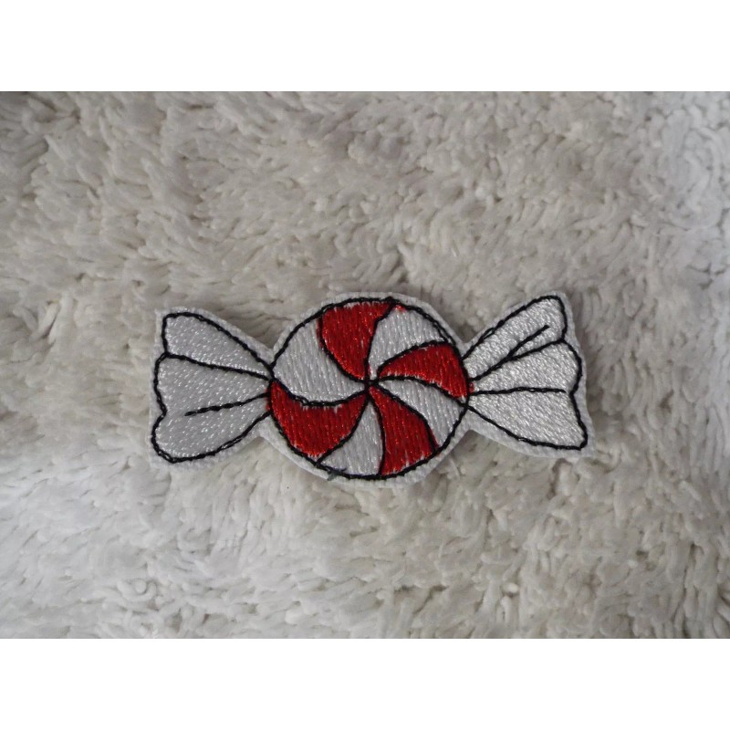 Unbranded Christmas Peppermint Candy 2-3/8" Embroidery Iron-on Custom Patch (E14)