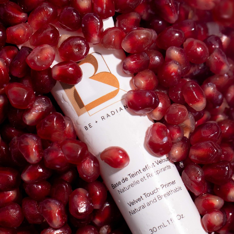 BE+RADIANCE Natural velvet effect foundation and breathing, smoothing, moisturising, blurring,