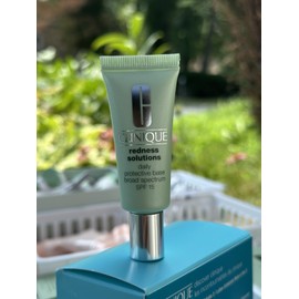 Clinique Redness Solutions Daily Protective Base Spf 15 Primer 0.5 oz/15 ML NWOB