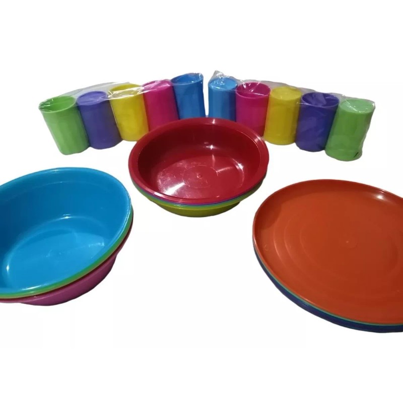 Plásticos genéricos Paquete Infantil De 10 Vasos Y 30 Platos,