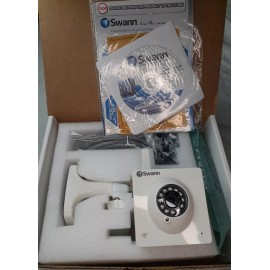 Swann Wi-Fi Security Camera Swann SWADS-455CAM-US SwannEye HD Plug and Play Wi-Fi KIT