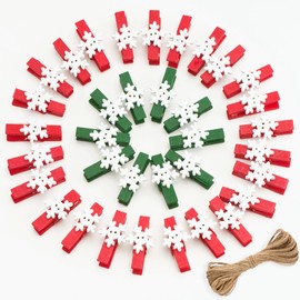 jijAcraft Christmas Mini Wooden Pegs, Pack of 50 Small Wooden Pegs and String, Snowflakes Pegs for Photos, Christmas Decorations for DIY Hanging Christmas Cards Photo Paper Crafts (Red and Green)