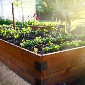 National Hardware N900-011, Raised Garden Bed Corner Brackets, Metal Corner Brackets and Screws for Wood Planter Box, Black