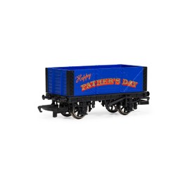 Hornby R60089 Father's Day Wagon. Wagons & Wagon Packs.