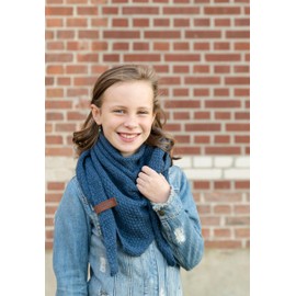 KNIT FACTORY - Coco Triangle Scarf Junior - Girls' Knitted Scarf with Wool - Neckerchief for Children - Children's Scarf - High Quality - Children's XXL Scarf, petrol