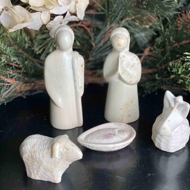 Global Crafts Hand-Carved Holy Family Soapstone Christmas Nativity Set, Made in Kenya, 5-Piece Set (KSANAT4-5)