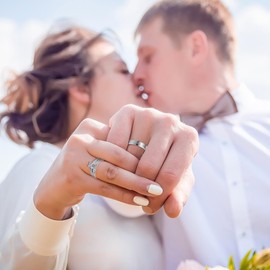 Corato Wedding Rings for Him and Her Promise Rings for Couples Men's Tungsten Band & White Gold Plated 1.35CT Bridal Set with Princess Cut Cubic Zirconia Women 8+ Men 8