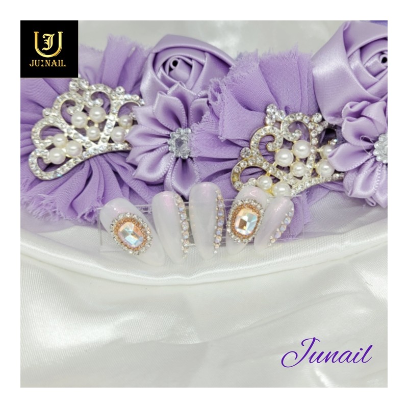 Gorgeous outing handmade nail tips - Long Almond / 화려한외출