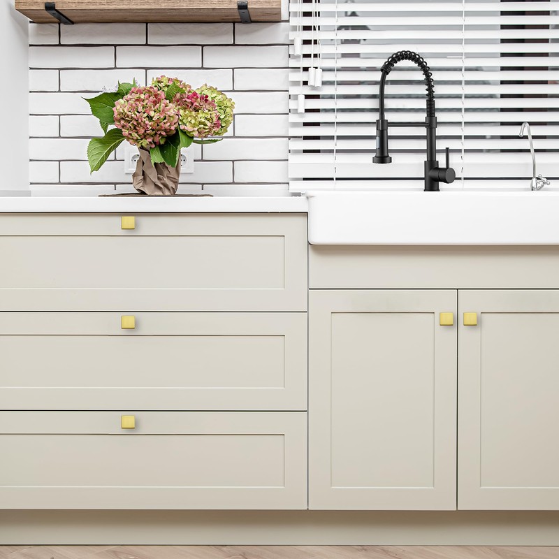 Ravinte 10 Pack Square Brushed Brass knobs Cabinet Kitchen Hardware