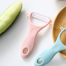 Kitchen Fruit Peeler, Ceramic Vegetable Peeler with Comfortable Grip for Potato Carrot ()