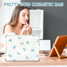 ZLFSRQ Cotton Quilted Makeup Bag for Women Girls Cute Coquette Floral Cosmetic Bag Preppy Zipper Puffy White Blue Bow Makeup Pouch for Purse Portable Travel Toiletry Bag Cloth Skincare Storage Bag