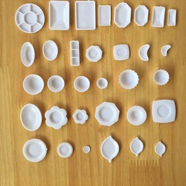 tomtask Dollhouse Miniature Plastic Plates Plates Plates Set of 33 1/12 Scale White