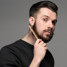 Beavorty Natural Sandalwood Hair Combs Wide Tooth Haircut Combs for Easy Removal