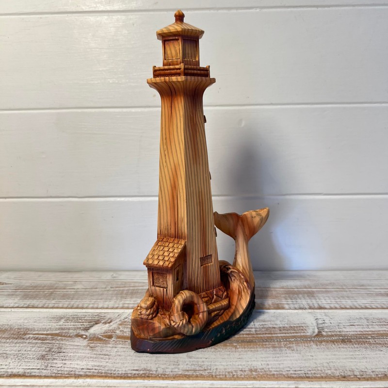 Handcrafted Wood-Effect Lighthouse: 22cm Height, Intricate Carving, Adorned with Whale