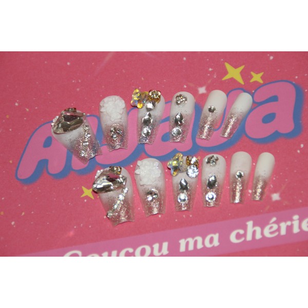 Fake Nails with 3D Flowers and Large Diamonds