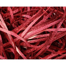 ONLYKXY 100G Plastic Raffia Grass Filler Gift Wrap Crinkle Paper Colorful Basket Stuffing Paper Hamper Shreds for Gift Baskets Bridesmaid Proposal Boxes Confetti Paper (Red)