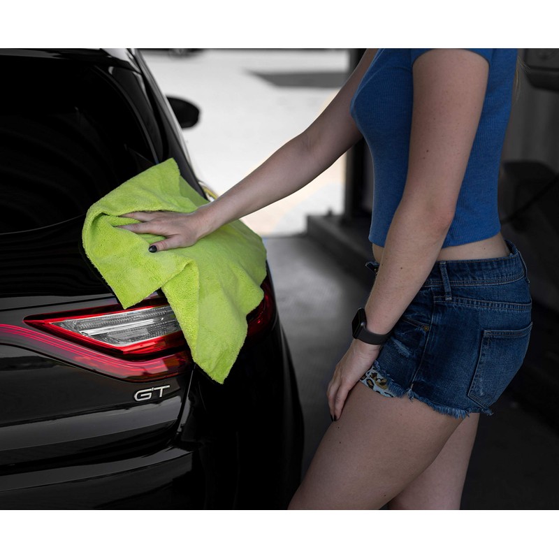 Detailmate Menzerna polishing pad, Heavy, medium, soft wax pad.