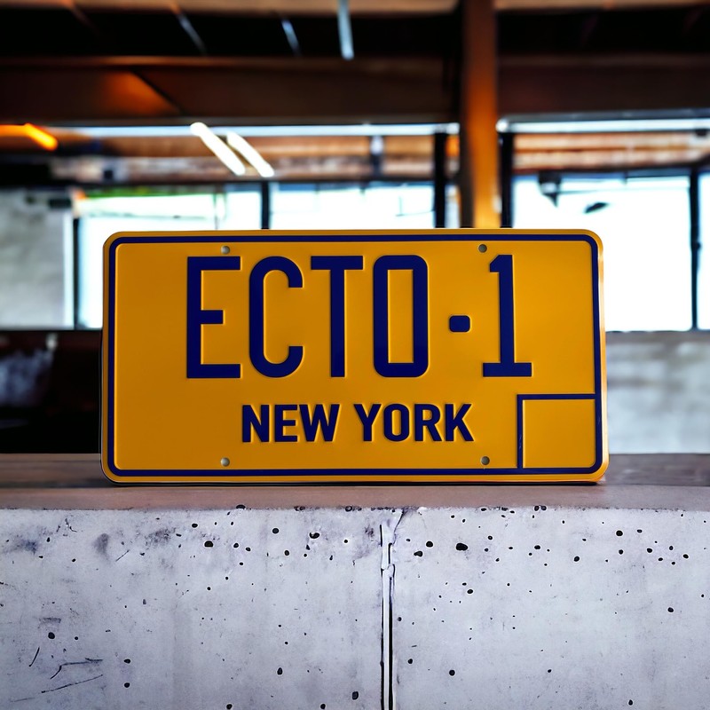 Super6props Ghostbusters ECTO-1 Aluminium Prop License Plate. Dimensions: 300mm x