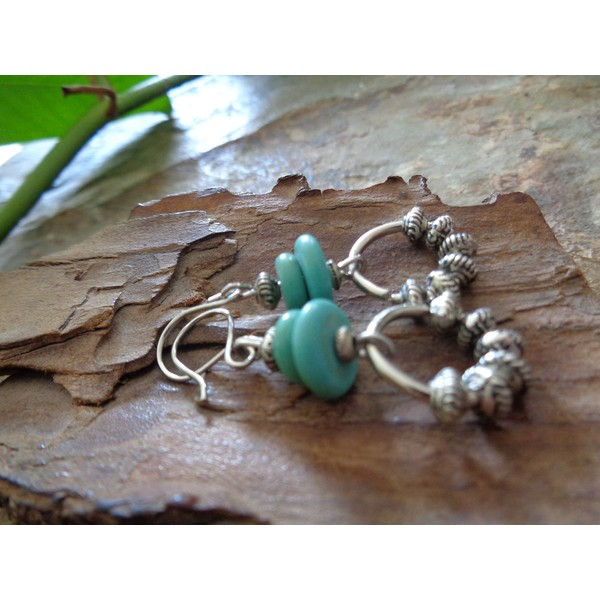 ♥ SPACER IM RING & HOWLITE STEINE ♥ einmalige Ohrringe